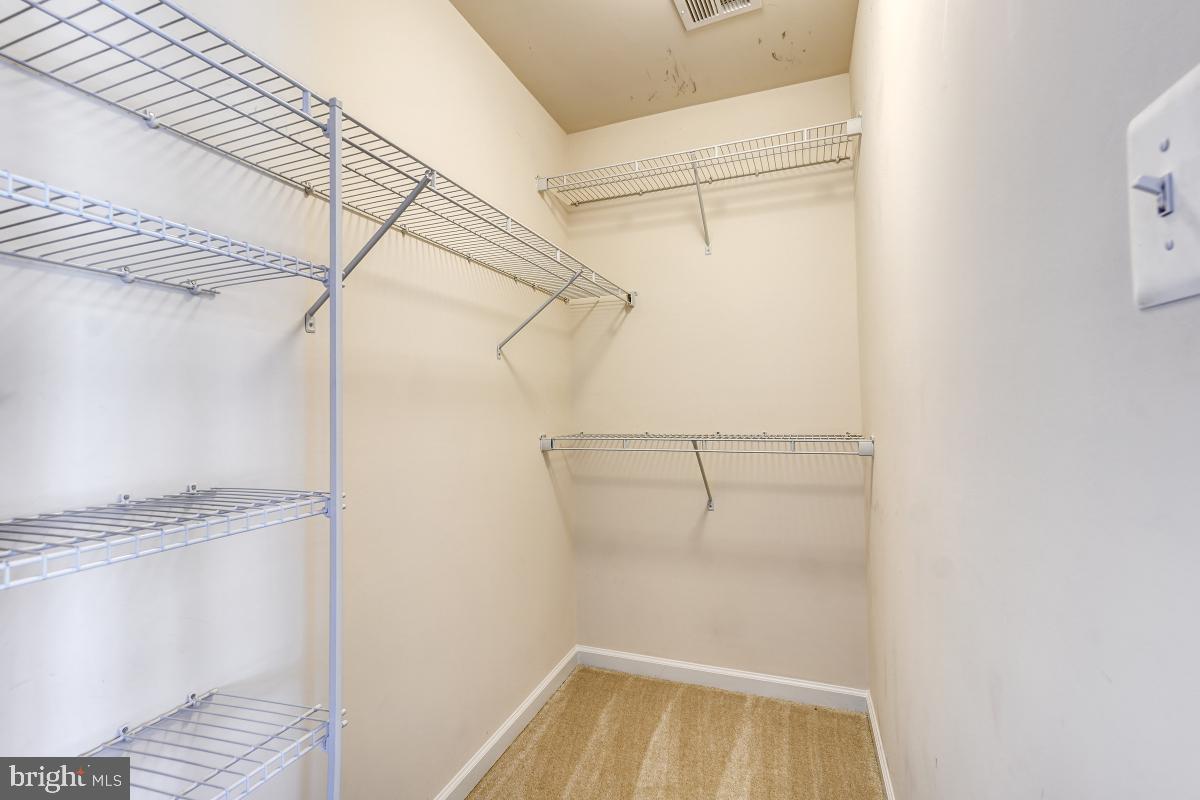 FAIRWOOD CROSSING AT BLA - Residential