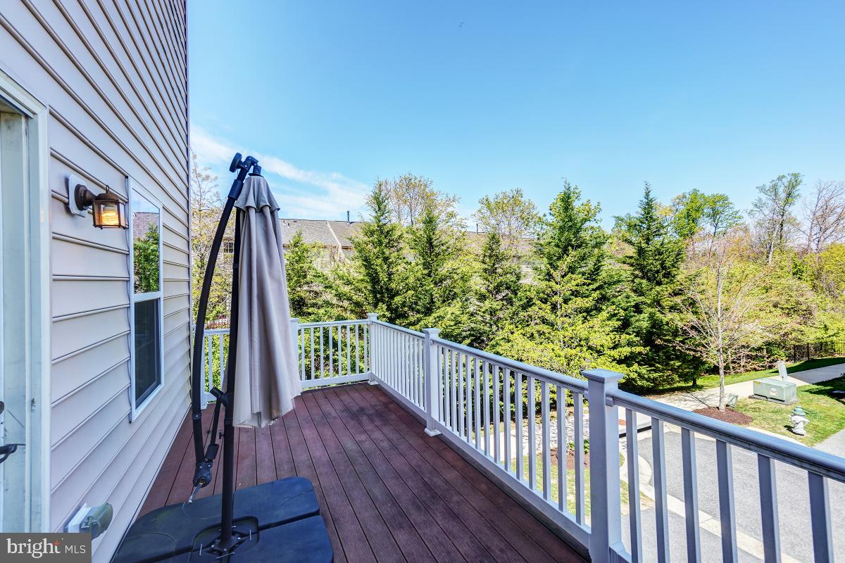 FAIRWOOD CROSSING AT BLA - Residential