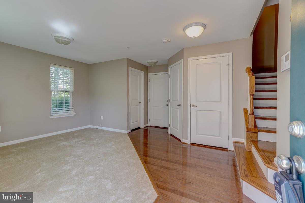 3925 BROADHEATH CIRCLE