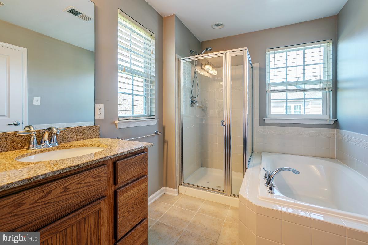 FAIRWOOD CROSSING AT BLA - Residential