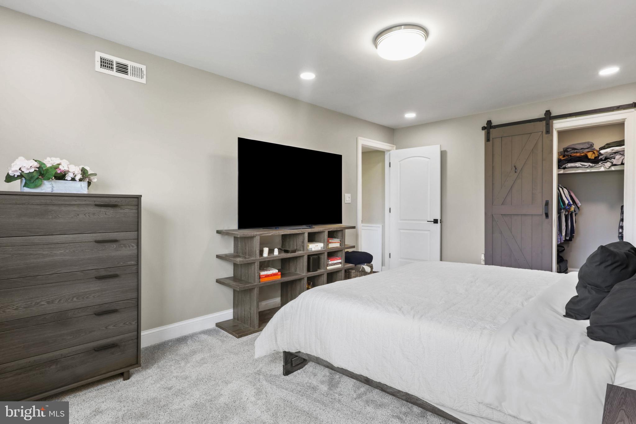 BOLLING BROOK - Residential