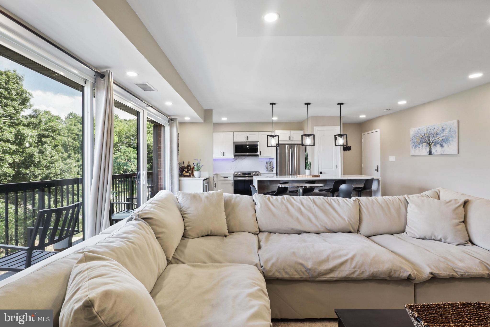 BOLLING BROOK - Residential