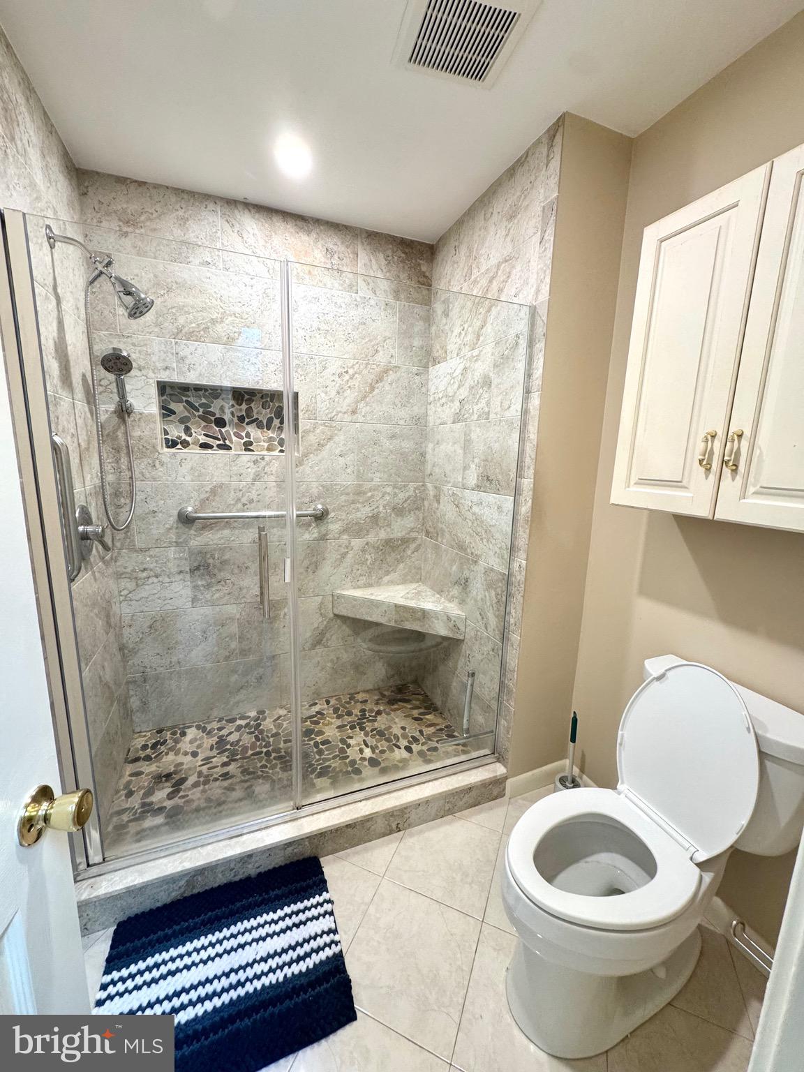 WOODS LANDING - Residential Lease