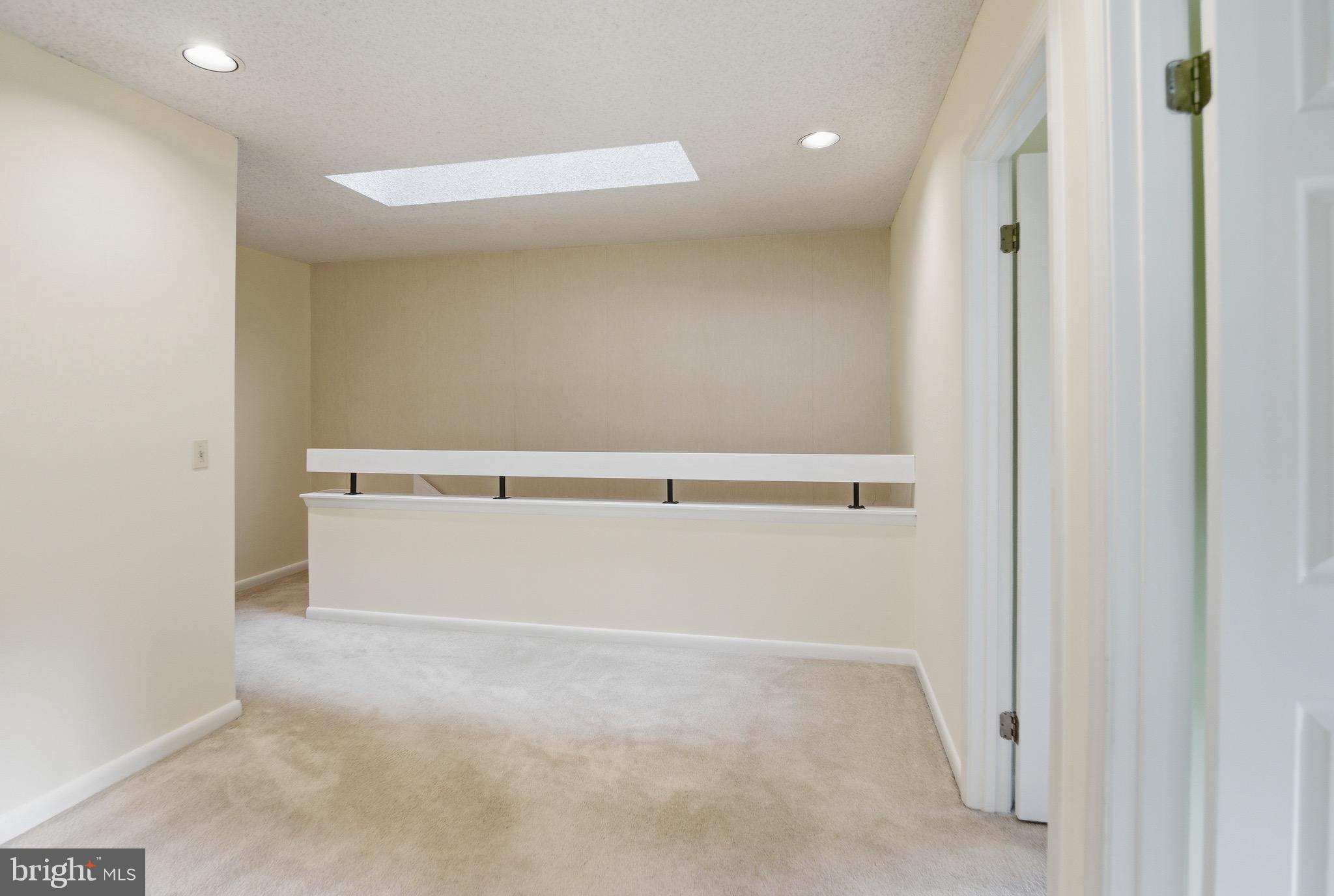 WOODS LANDING - Residential Lease