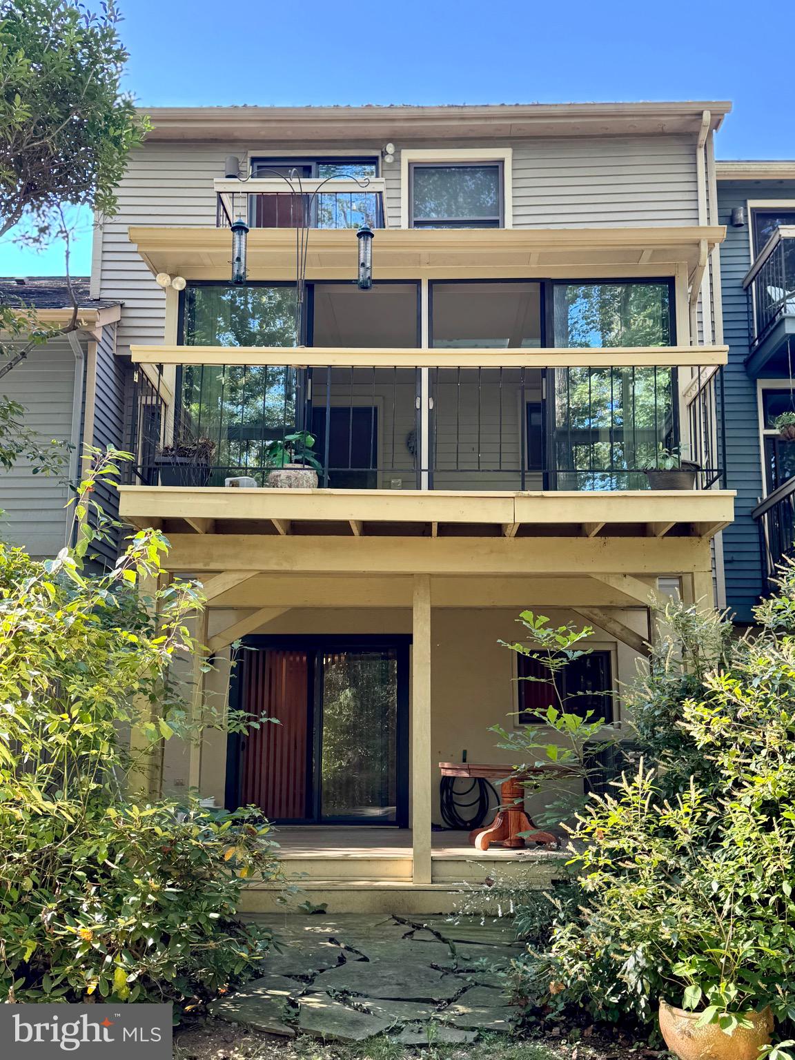 WOODS LANDING - Residential Lease