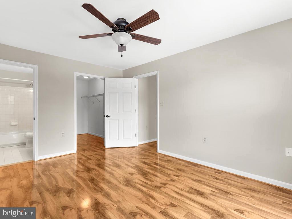 FALLS GABLE - Residential