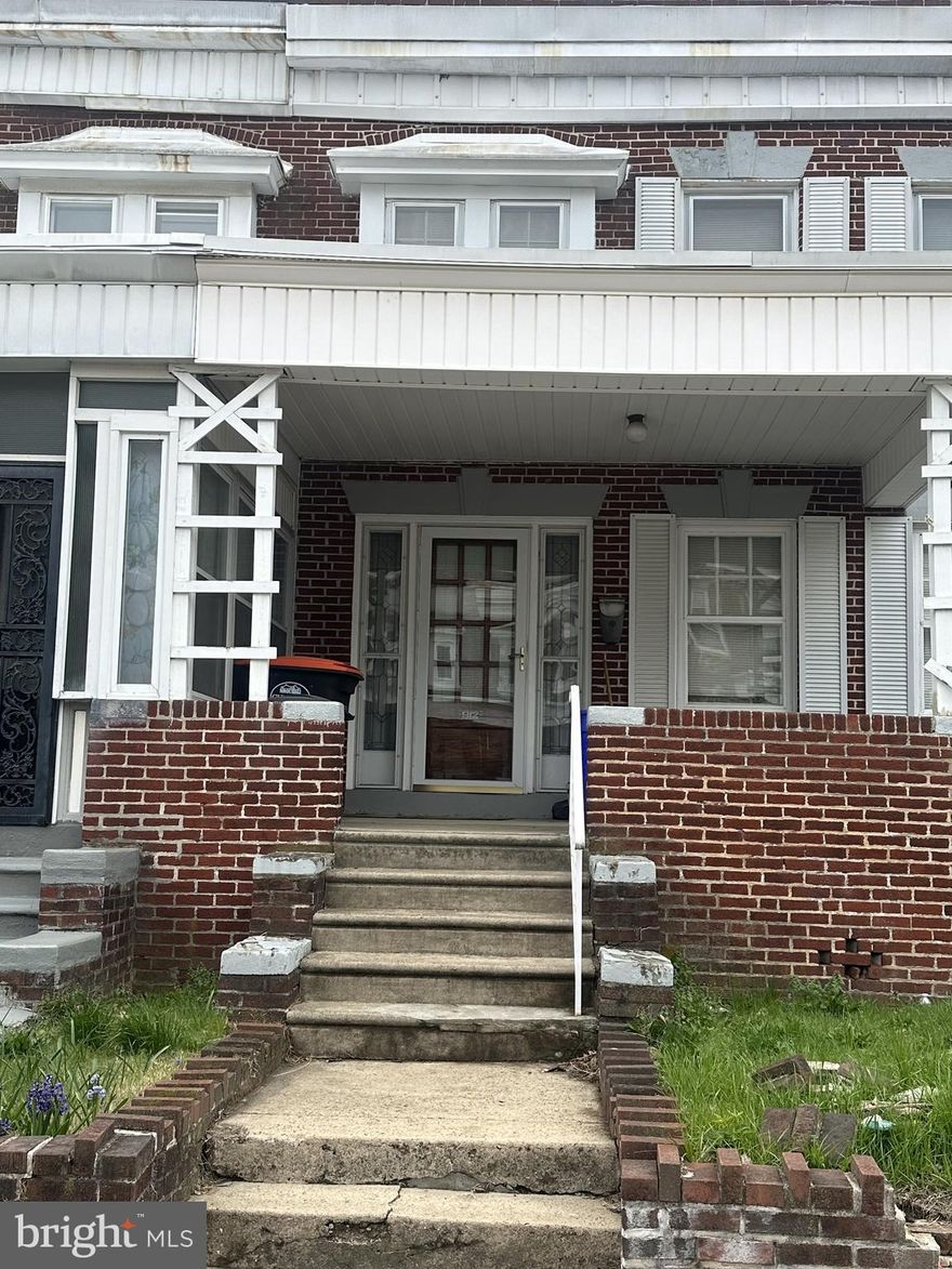 This is a spacious , 4 bedroom home.  Less than 10 miles away from the airport, close to Widener University and right by 95. Take advantage of this. Don't miss out and schedule your showing today.