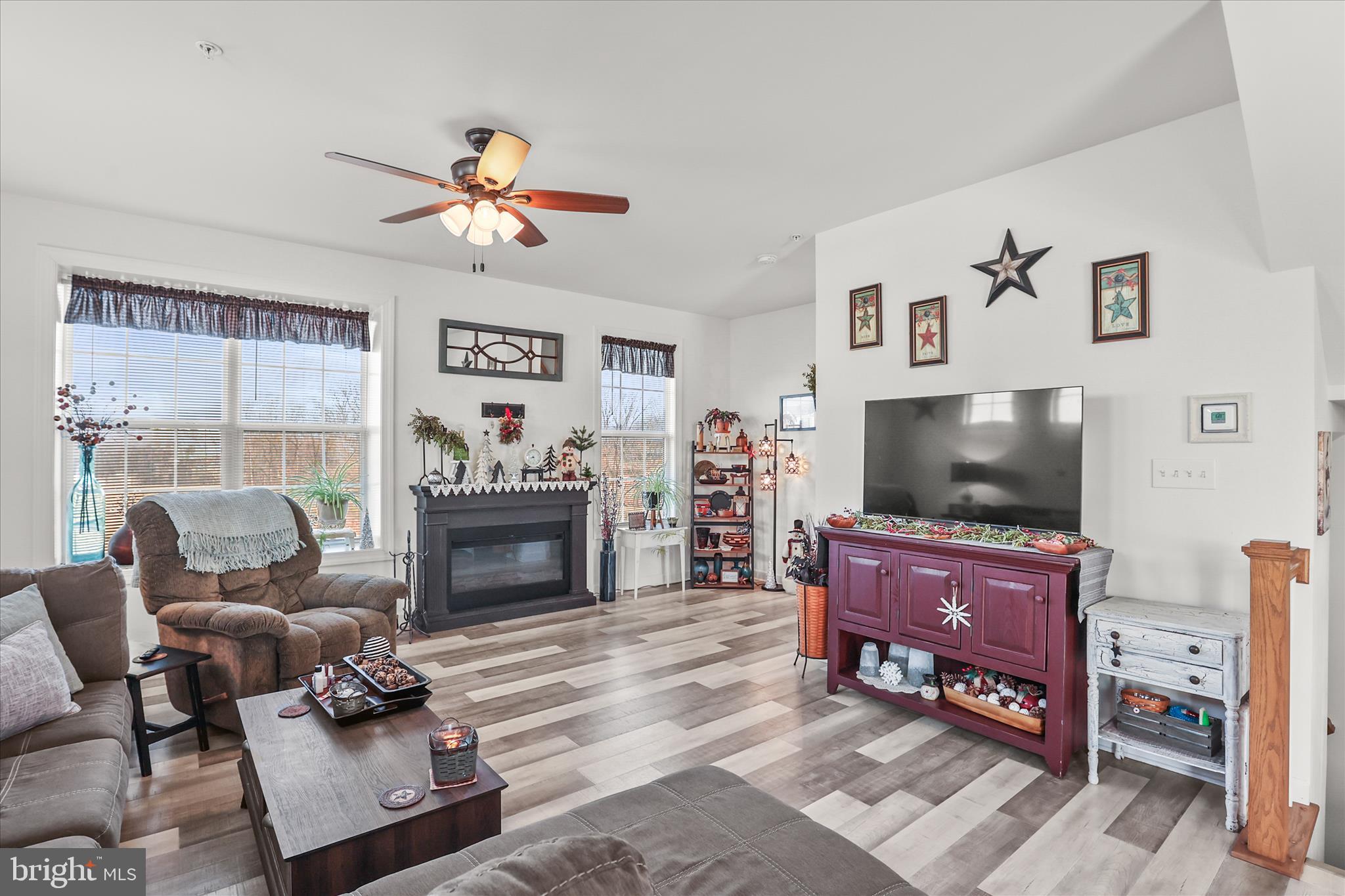 BROOKSIDE TOWNHOMES - Residential