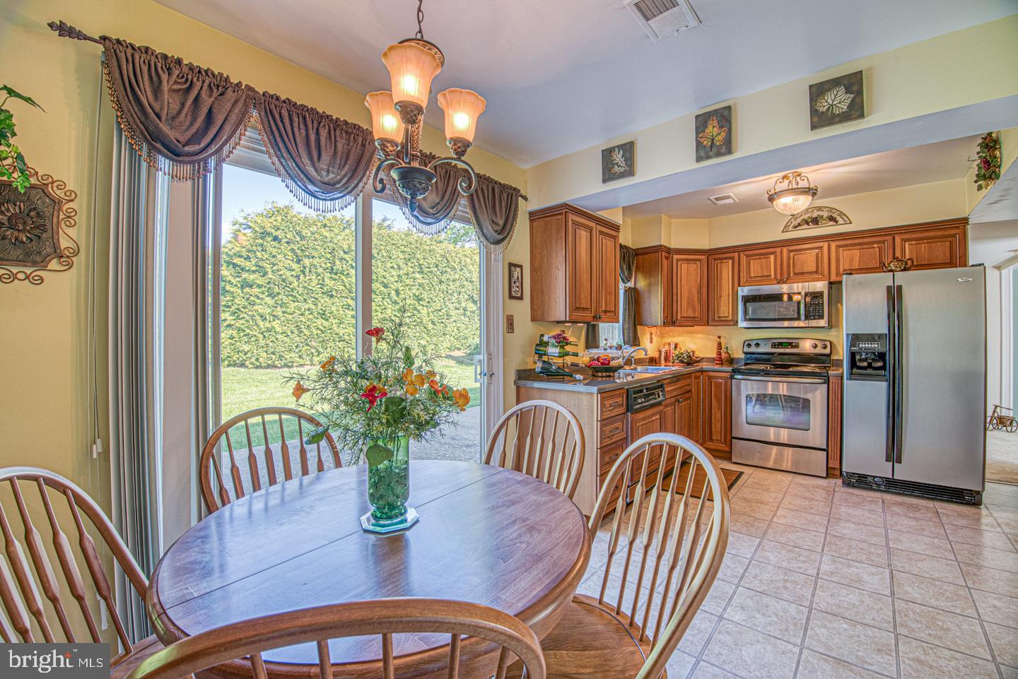 BIRCH KNOLL - Residential