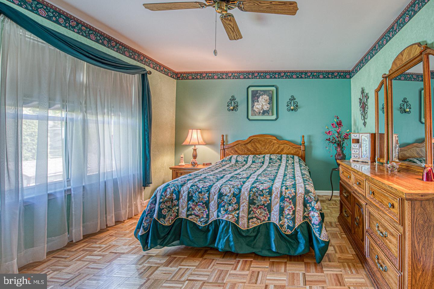 BIRCH KNOLL - Residential