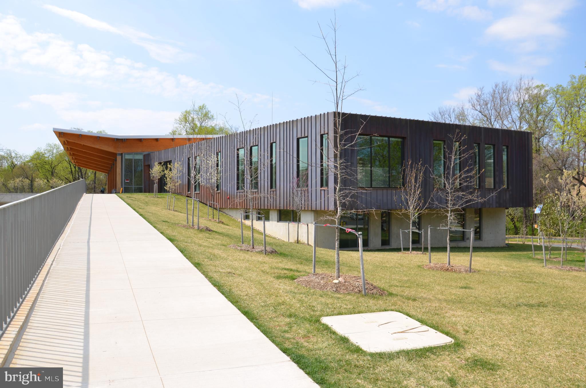 ARLINGTON FOREST - Residential Lease