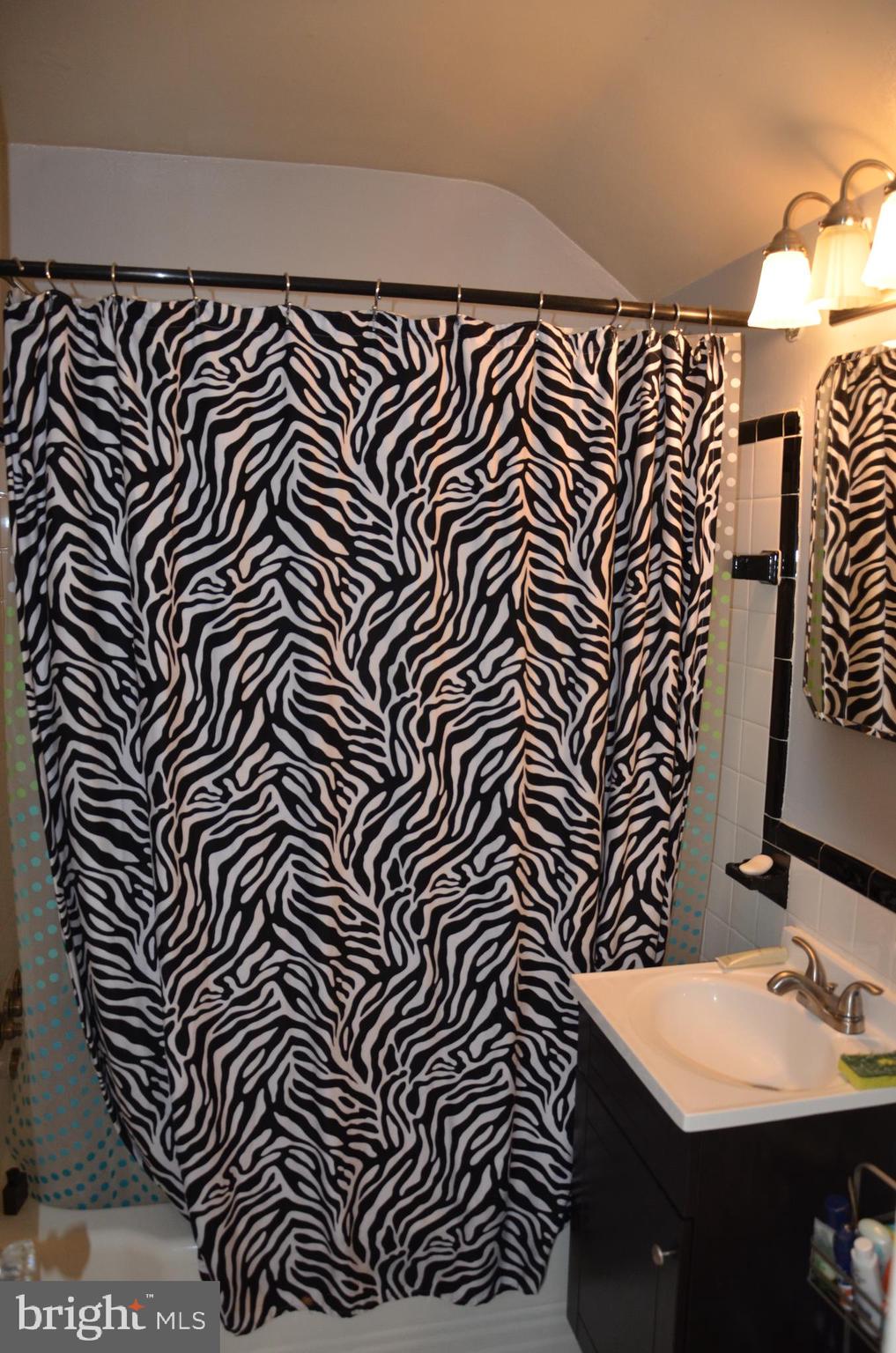 ARLINGTON FOREST - Residential Lease