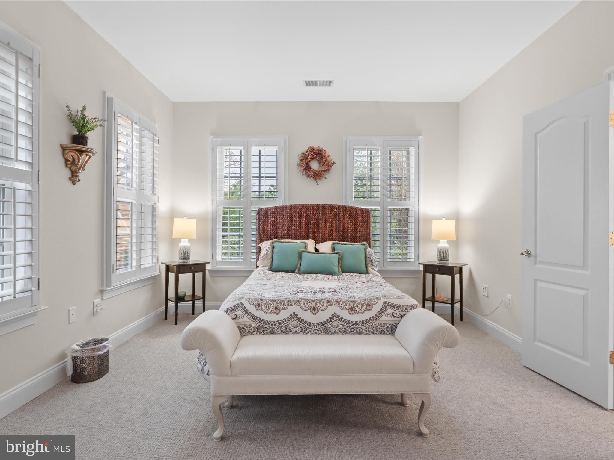 LAING AT GOVERNOR SQUARE - Residential Lease