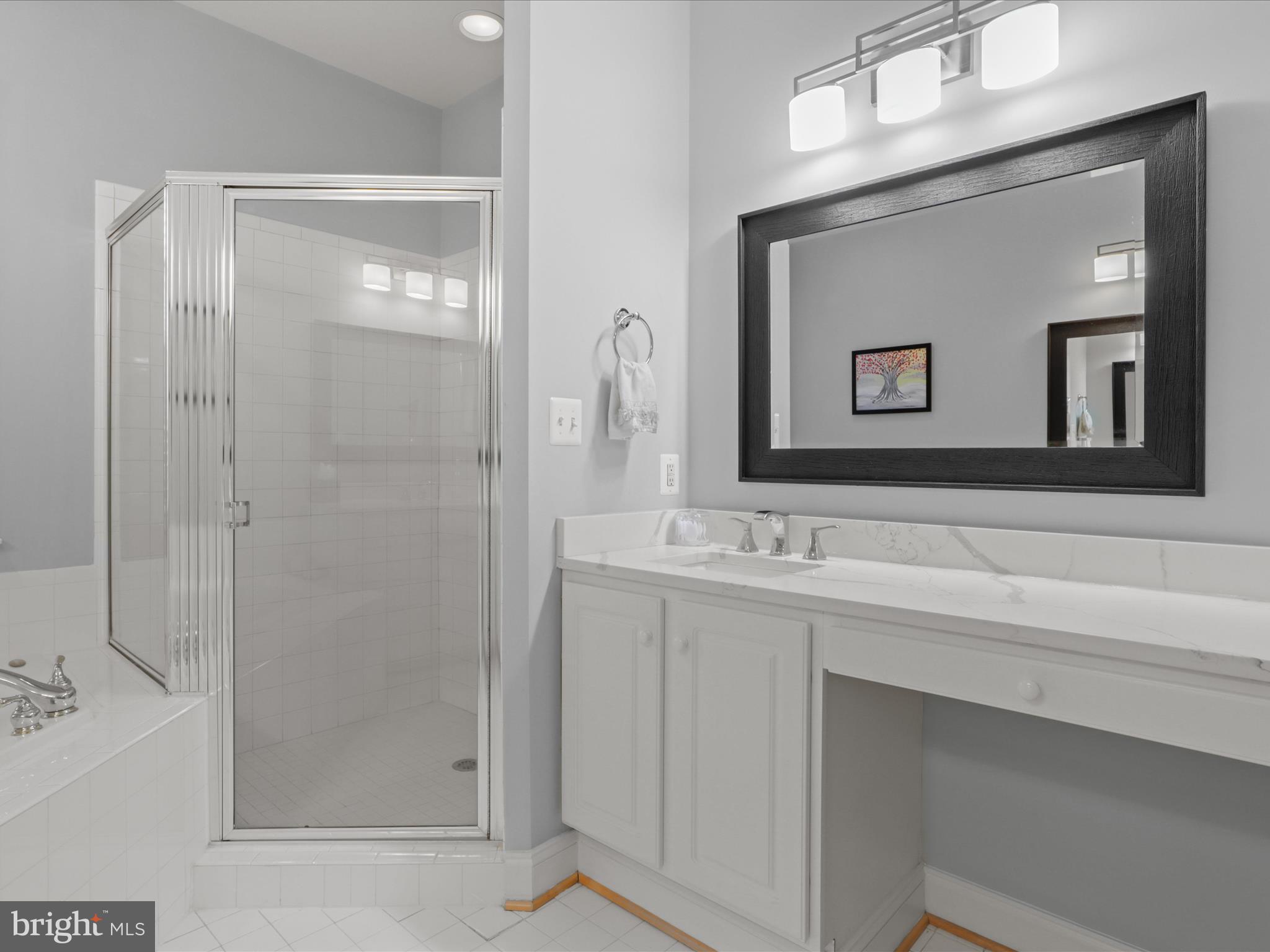 LAING AT GOVERNOR SQUARE - Residential Lease