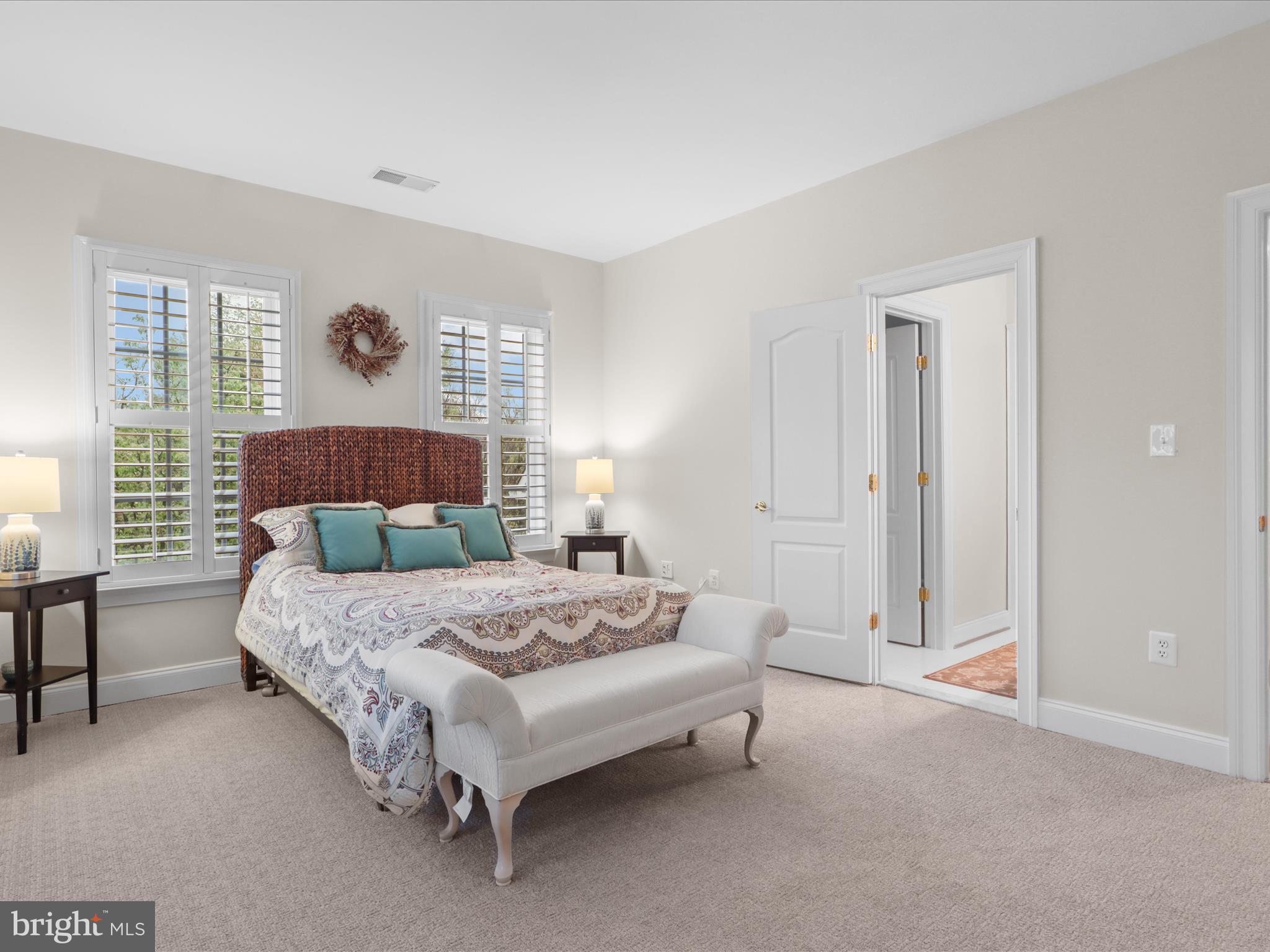 LAING AT GOVERNOR SQUARE - Residential Lease