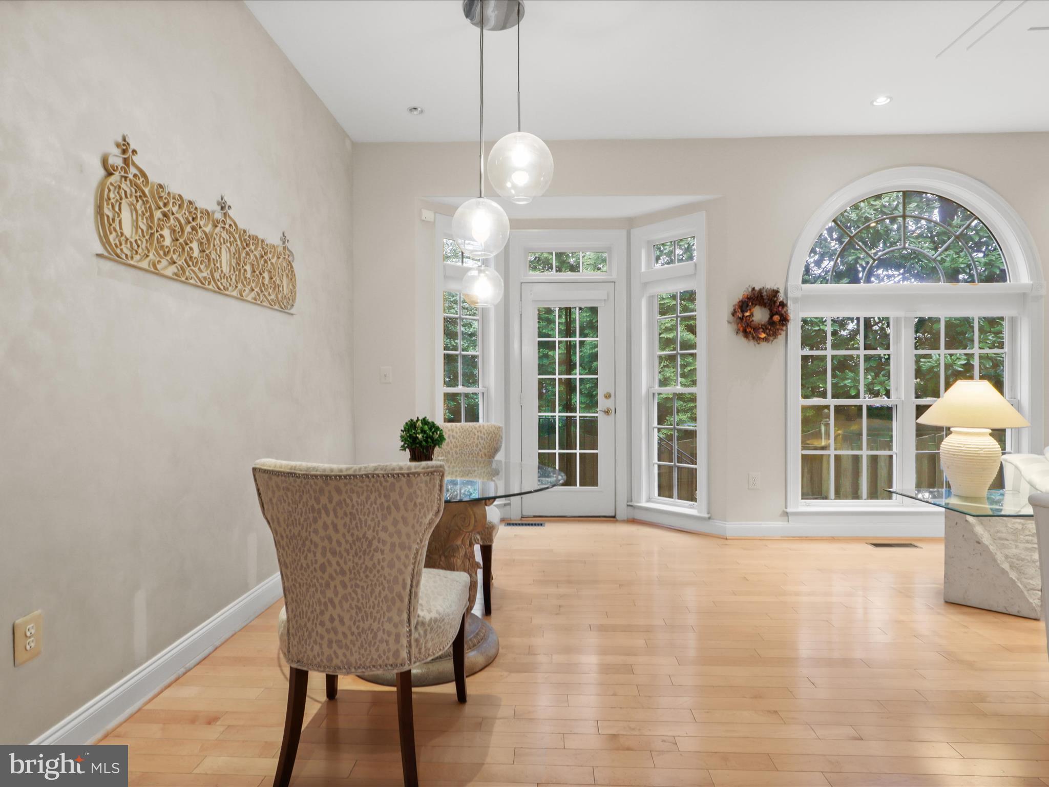 LAING AT GOVERNOR SQUARE - Residential Lease