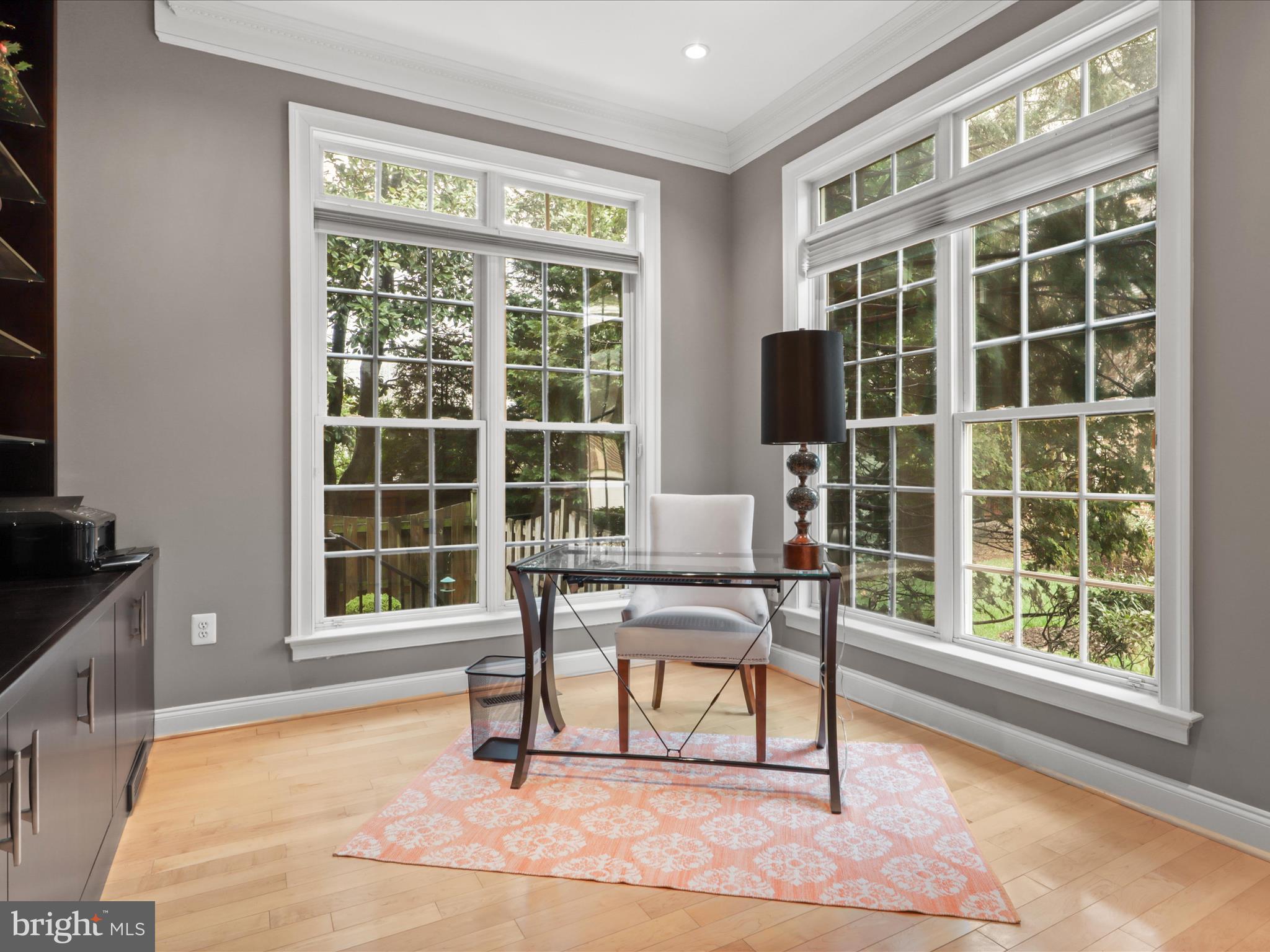 LAING AT GOVERNOR SQUARE - Residential Lease