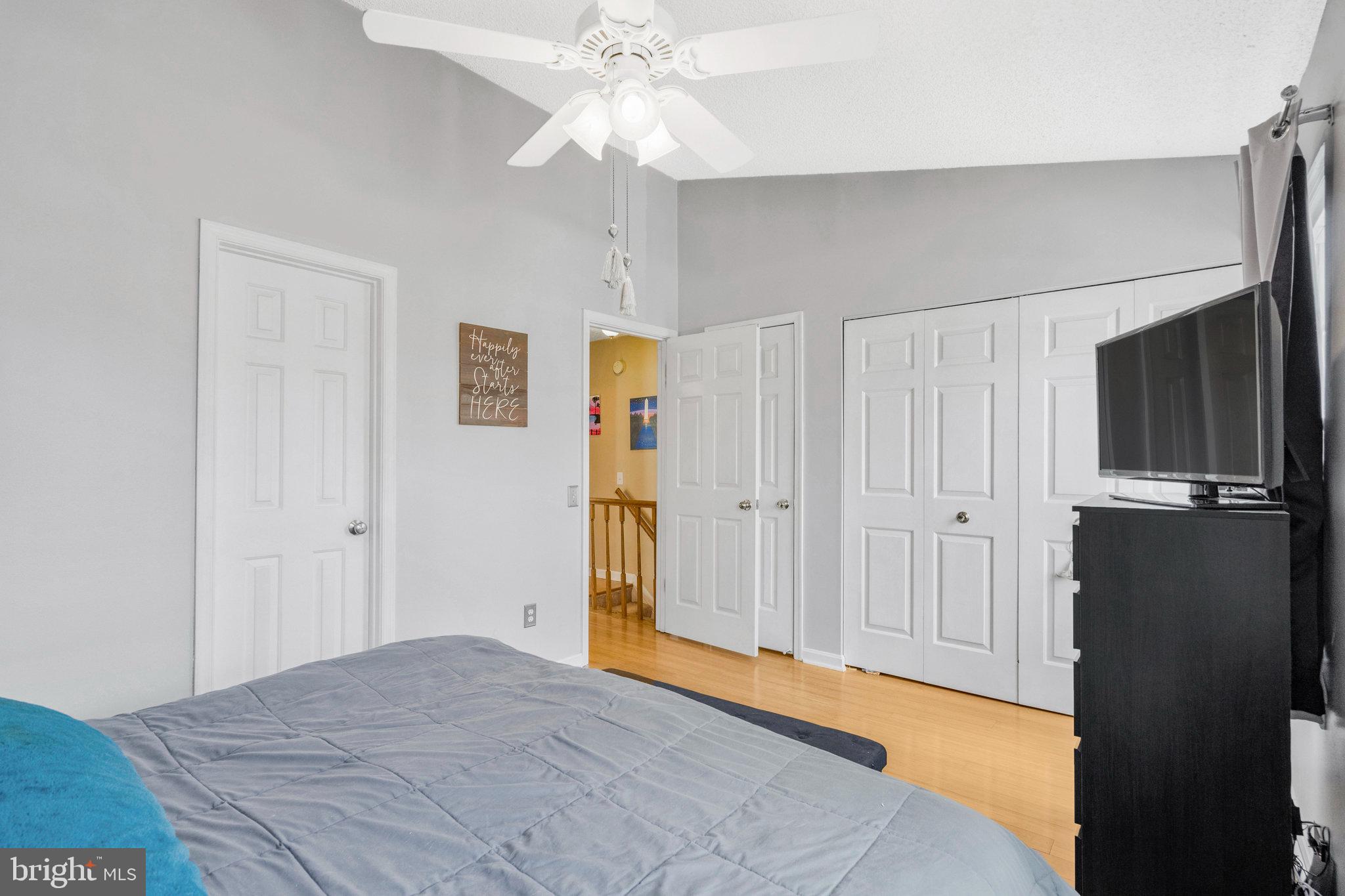 LONDON TOWN WEST - Residential