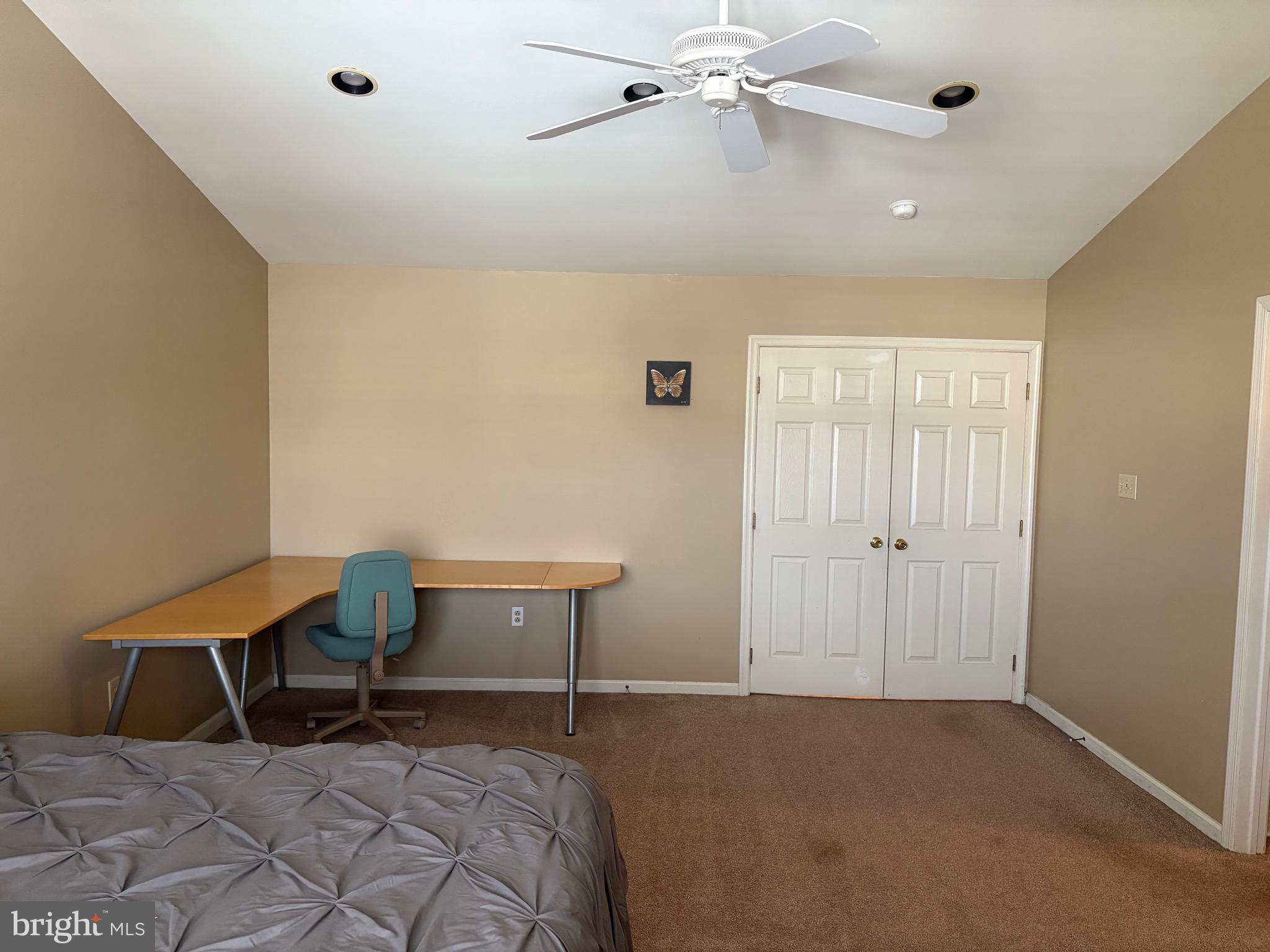 MONTGOMERY MEADOWS - Residential