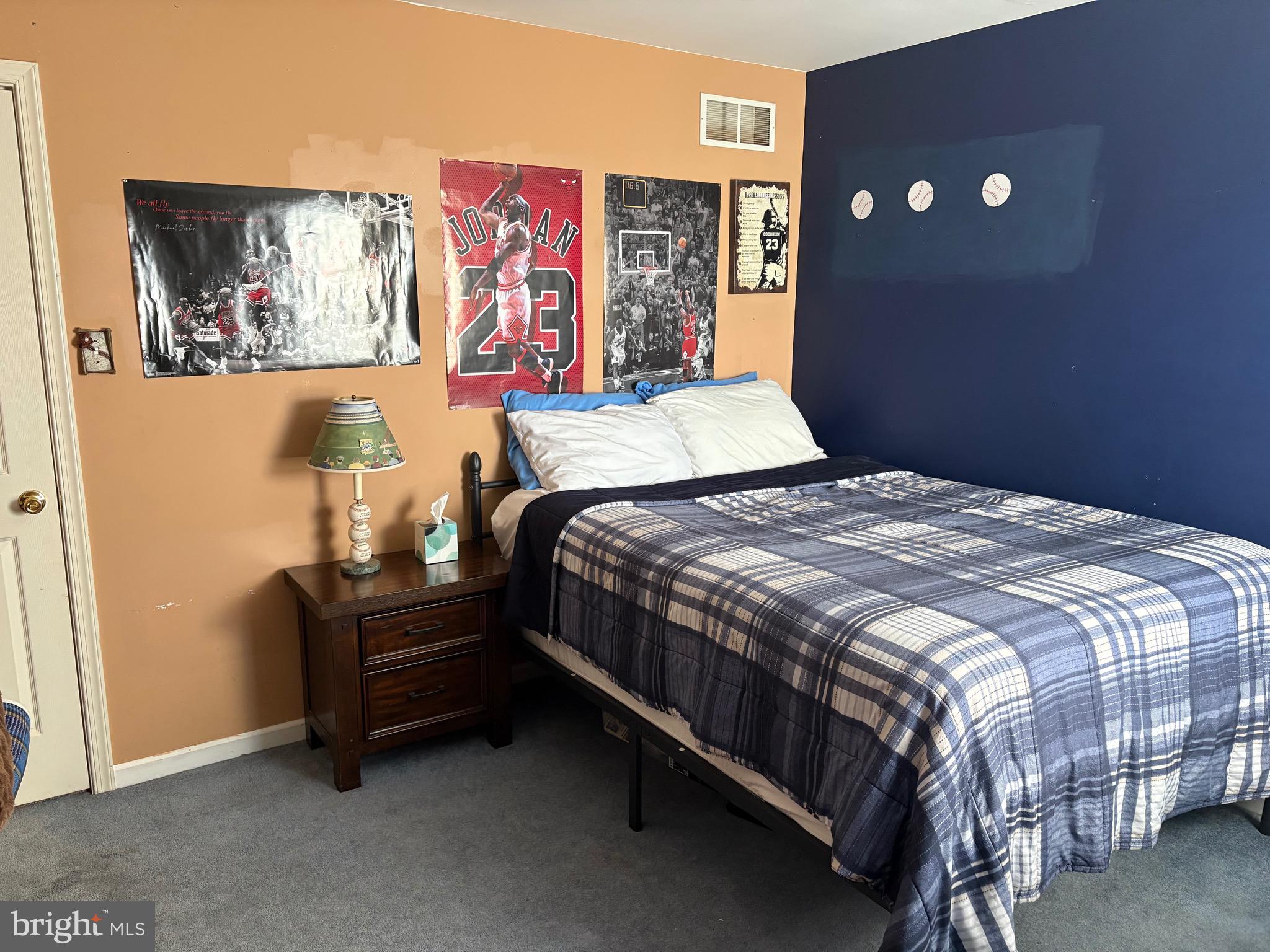 MONTGOMERY MEADOWS - Residential