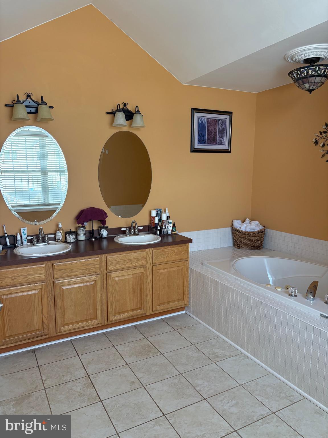 MONTGOMERY MEADOWS - Residential