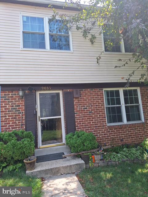 9037 CONGRESS PLACE - Photo 2