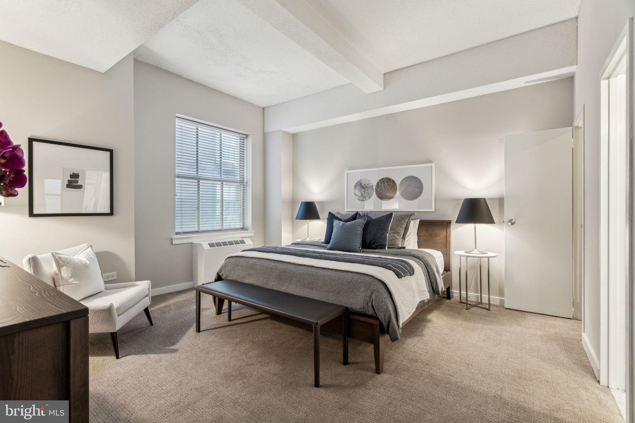 WASHINGTON SQ - Residential Lease