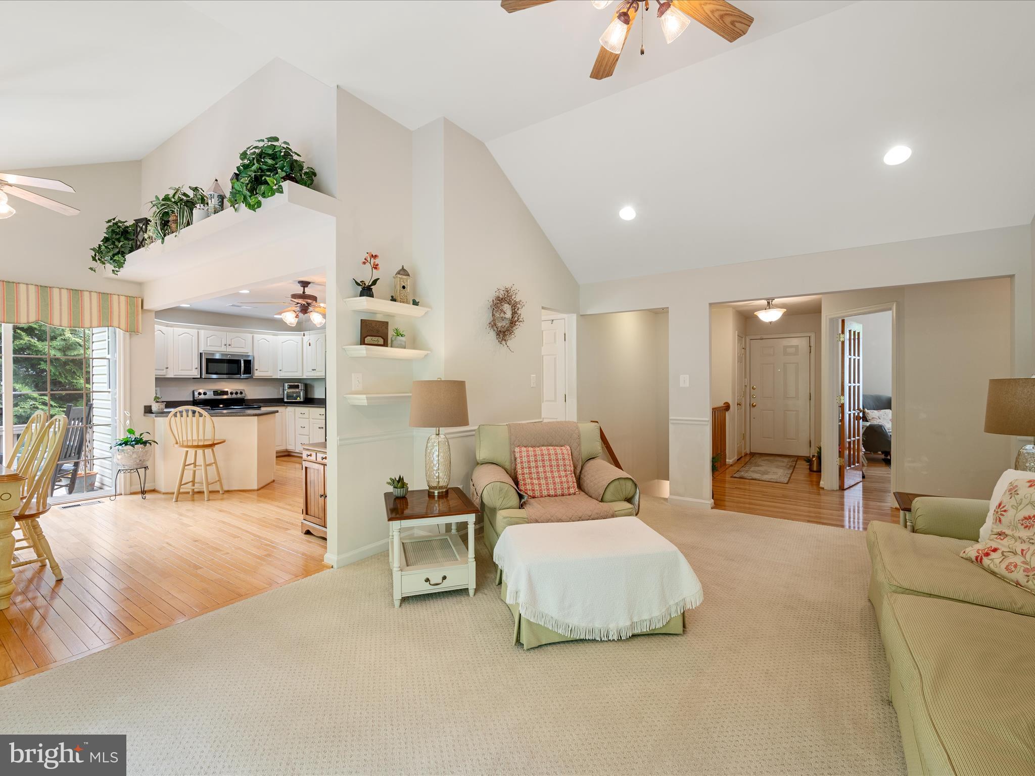 LAKE HOLIDAY ESTATES - Residential