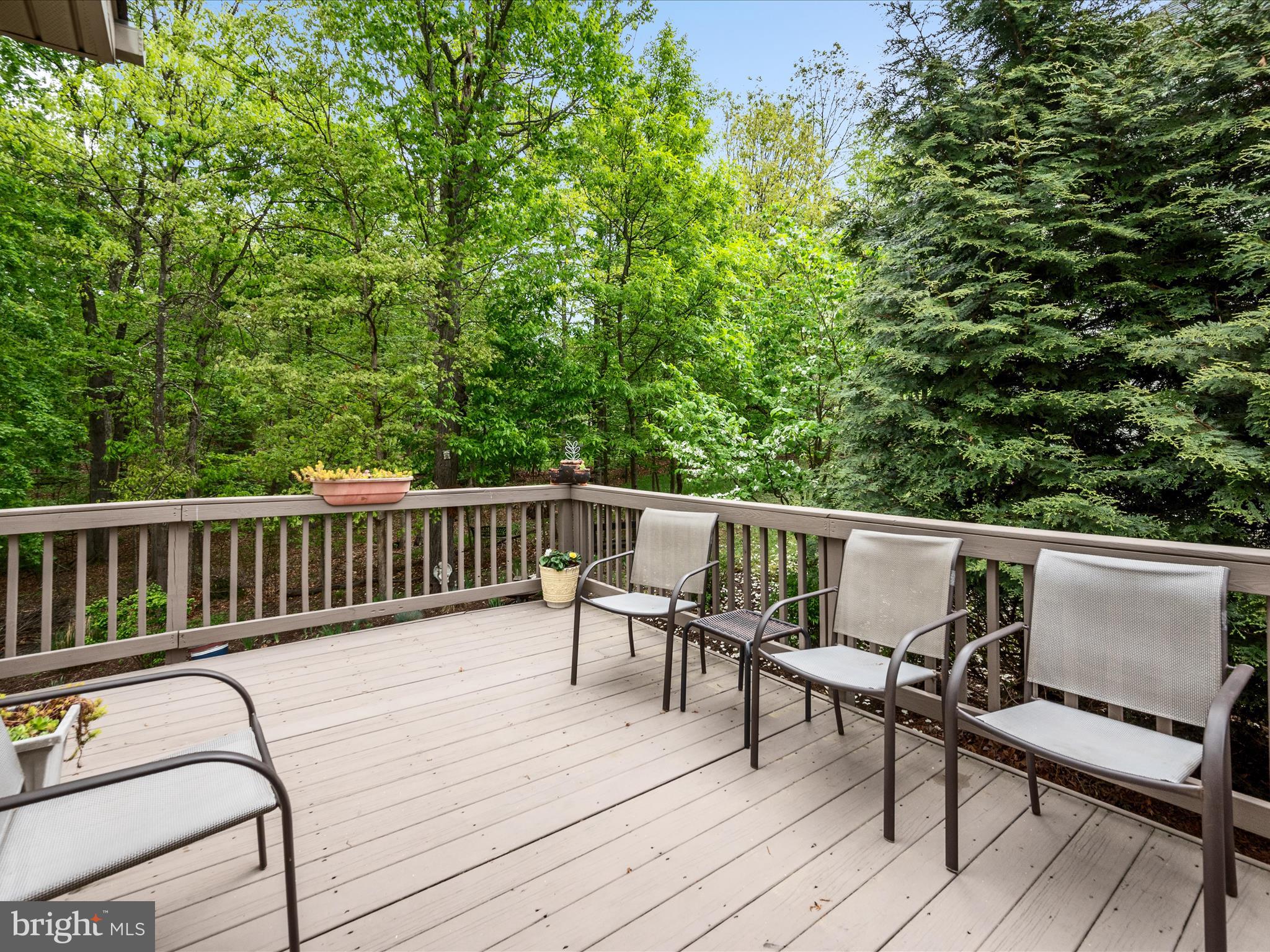 LAKE HOLIDAY ESTATES - Residential