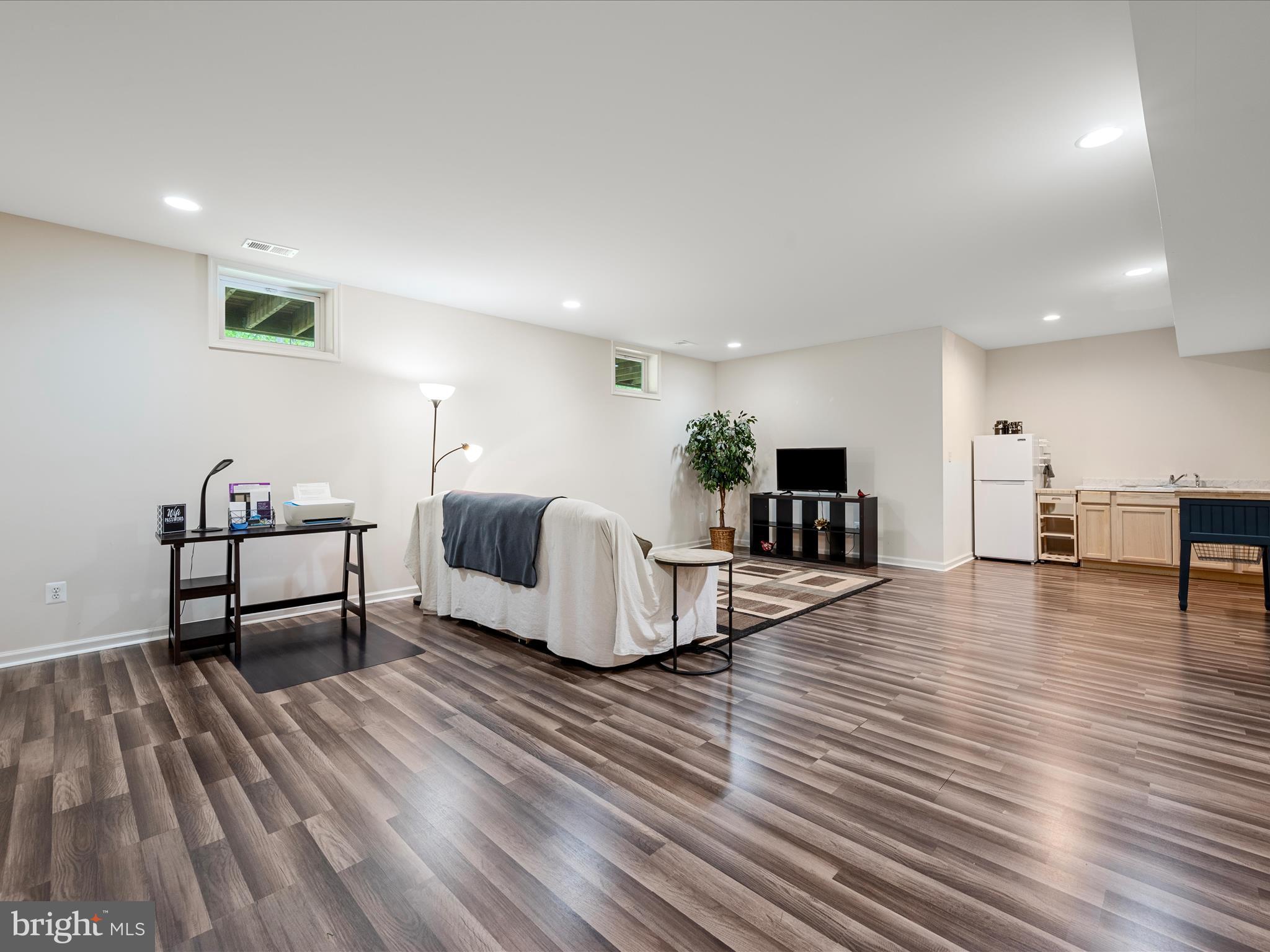 LAKE HOLIDAY ESTATES - Residential