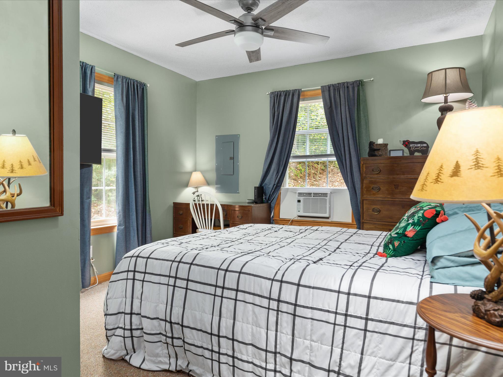 RITTERS HIDDEN VALLEY - Residential