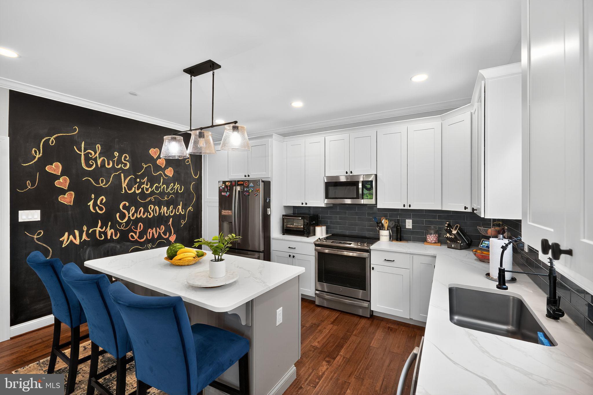 CLIFFTON ON THE POTOMAC - Residential