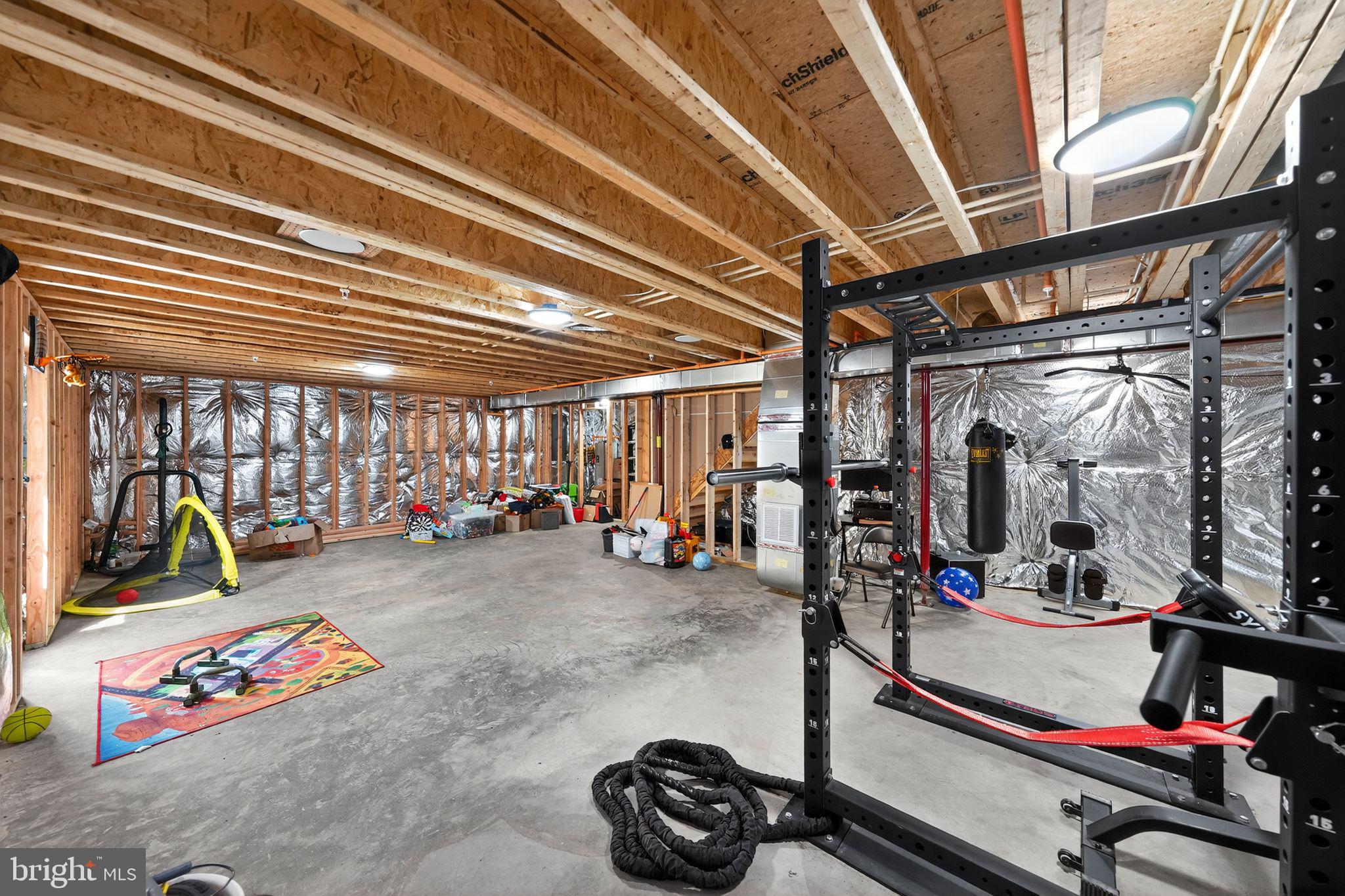 CLIFFTON ON THE POTOMAC - Residential