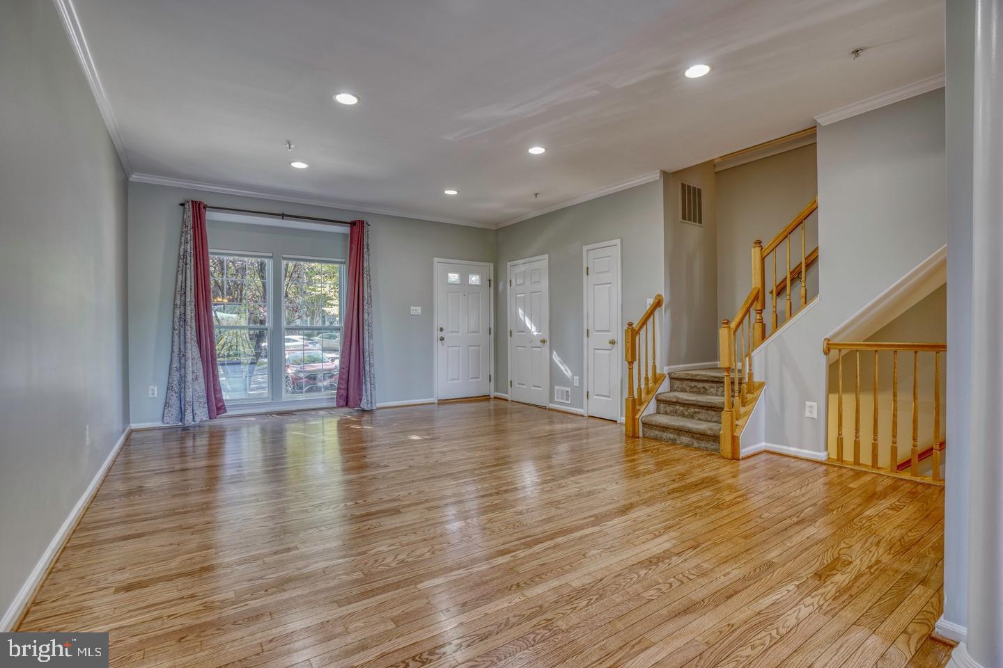 9852 SHERWOOD FARM ROAD