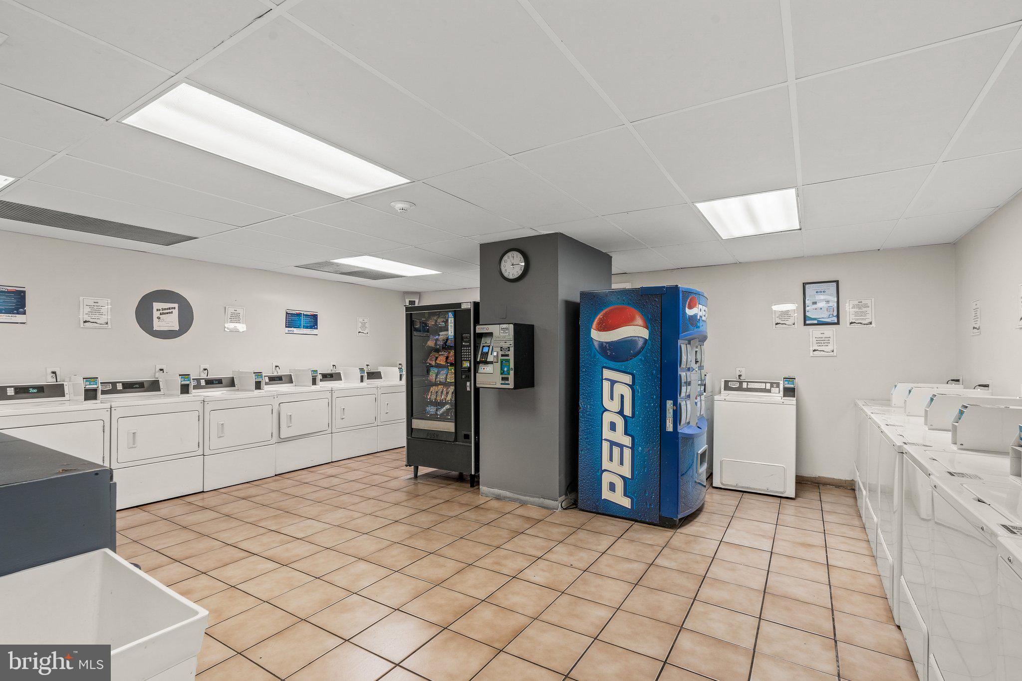 AVENUE OF THE ARTS - Residential