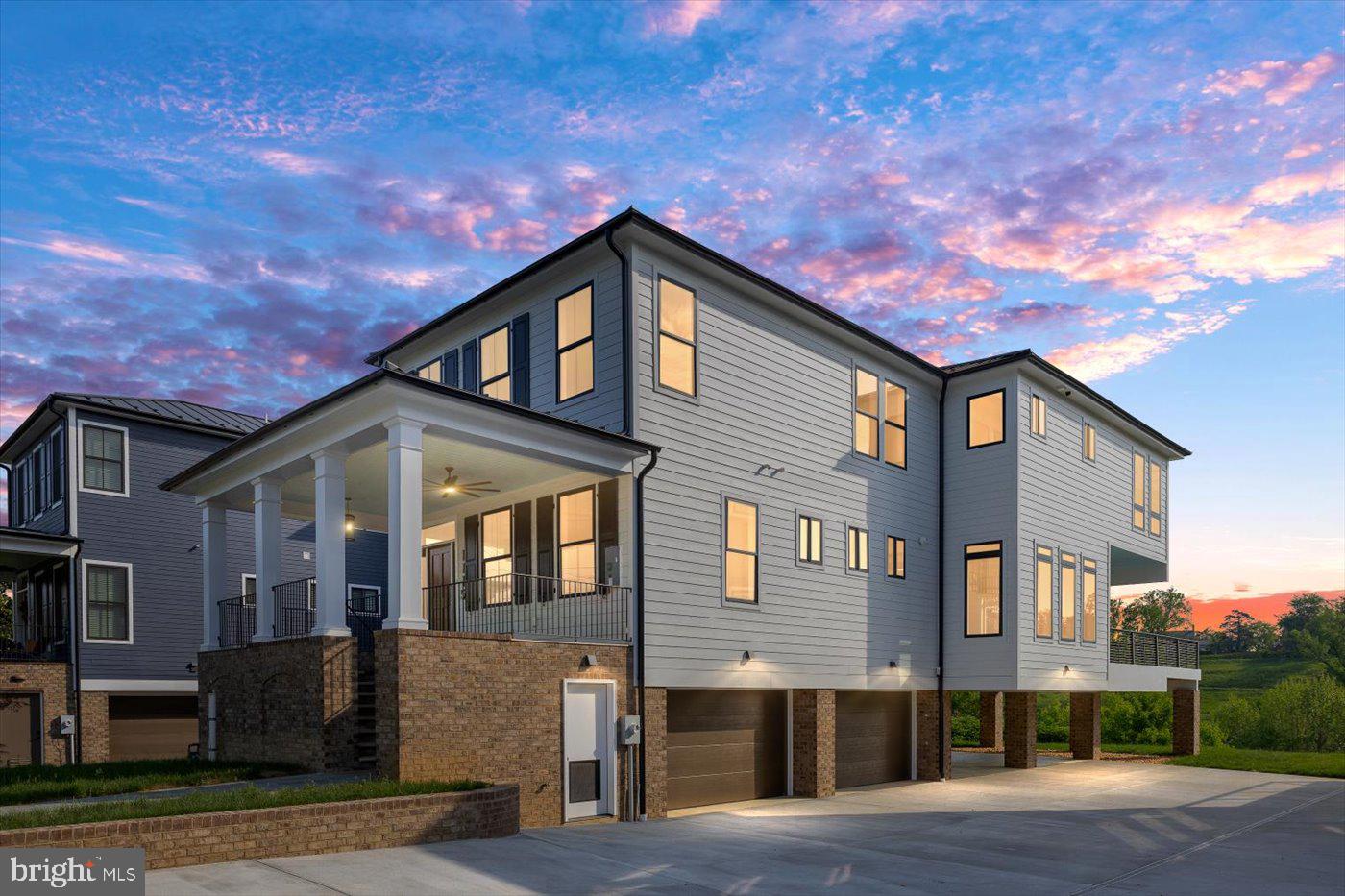 DOWNTOWN FREDERICKSBURG - Residential