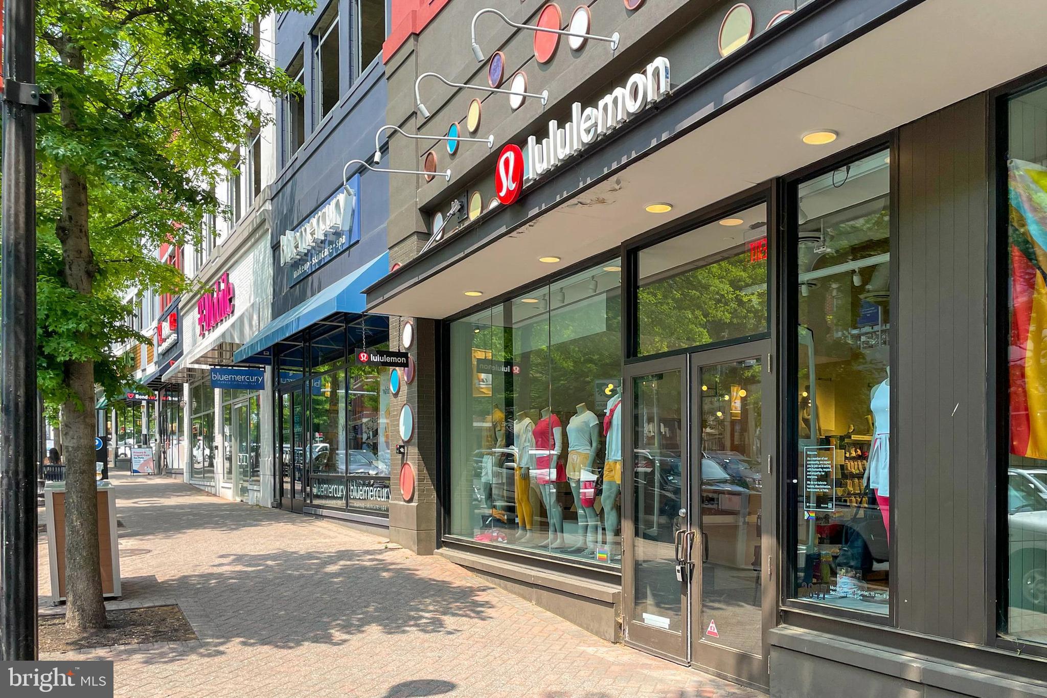 VISTA ON COURTHOUSE - Residential