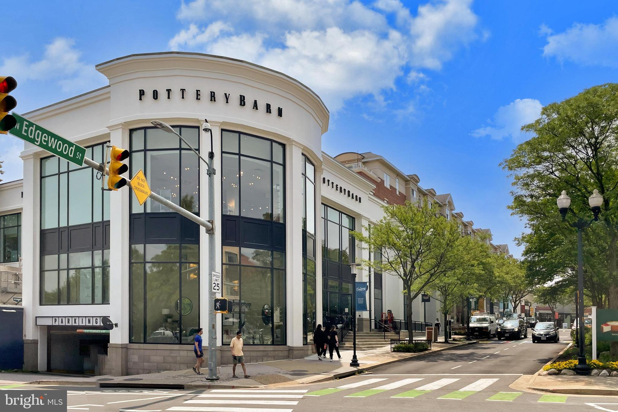 VISTA ON COURTHOUSE - Residential