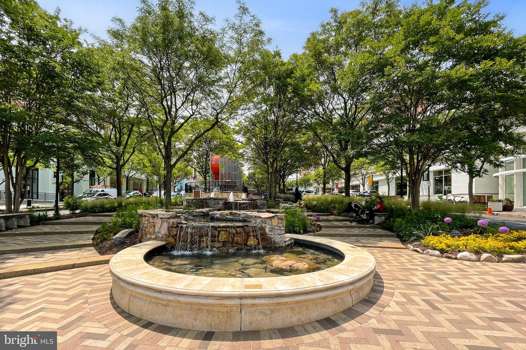 VISTA ON COURTHOUSE - Residential