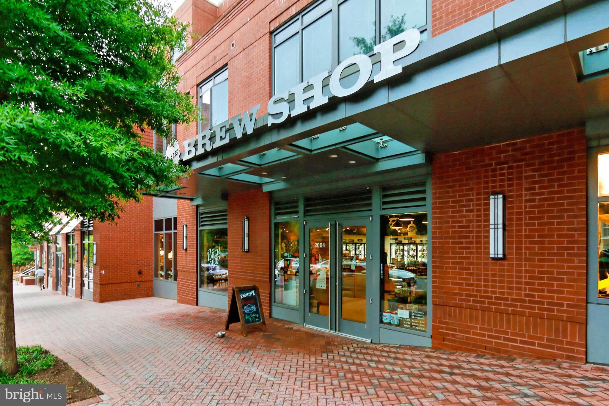 VISTA ON COURTHOUSE - Residential