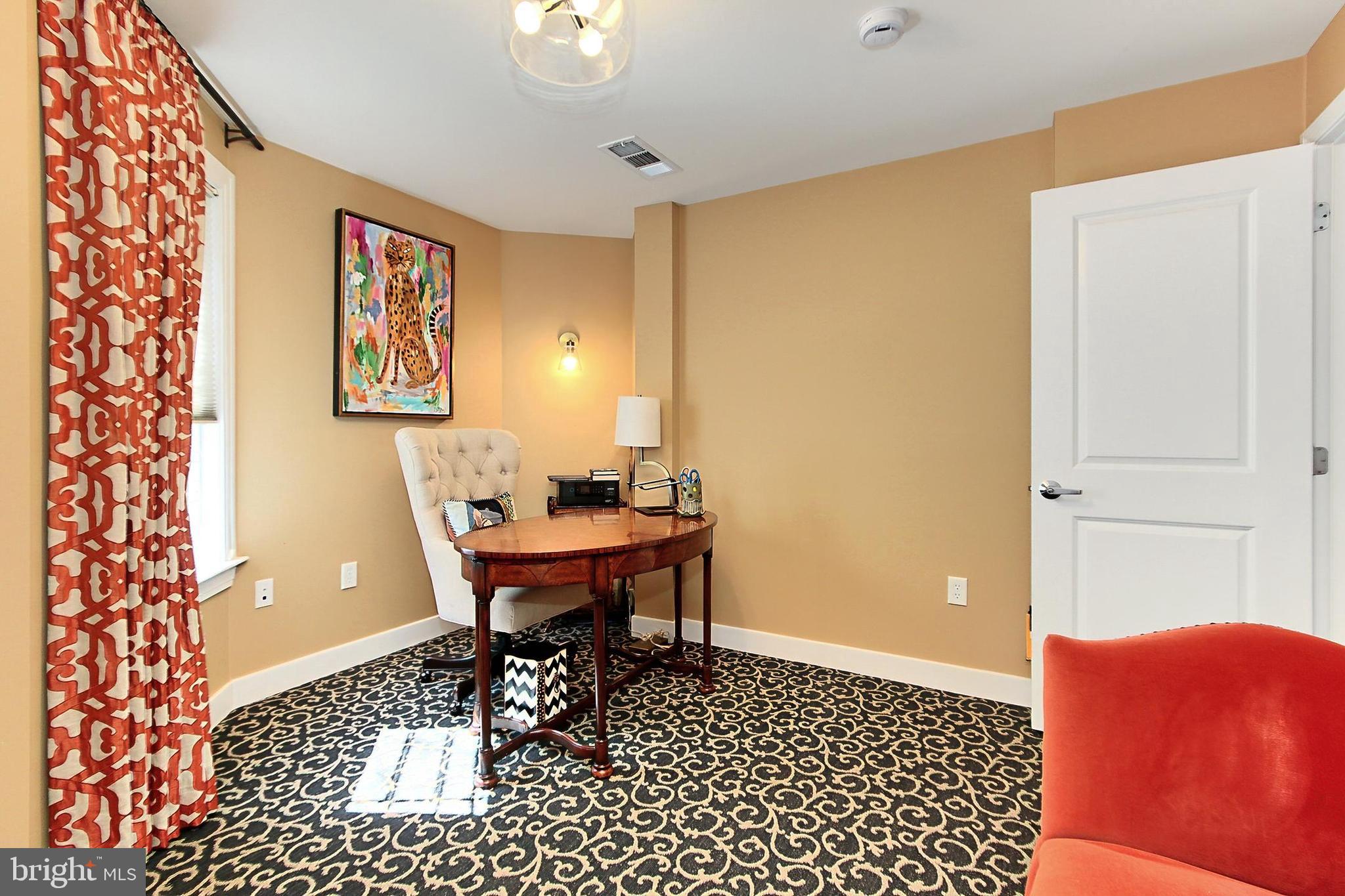 VISTA ON COURTHOUSE - Residential