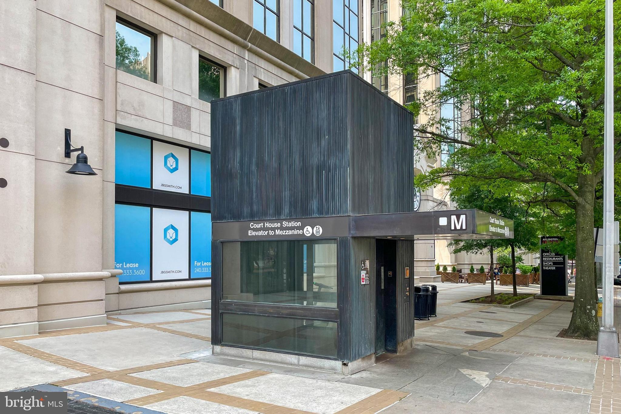 VISTA ON COURTHOUSE - Residential