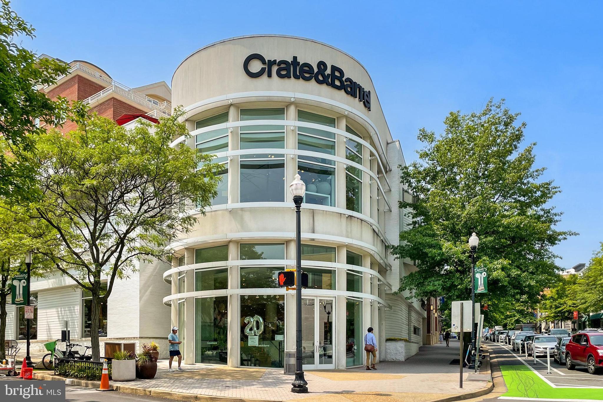 VISTA ON COURTHOUSE - Residential