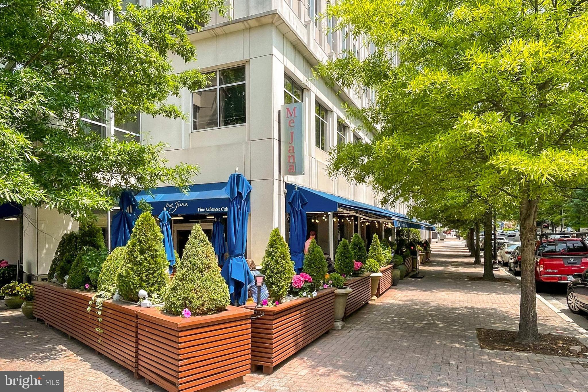 VISTA ON COURTHOUSE - Residential