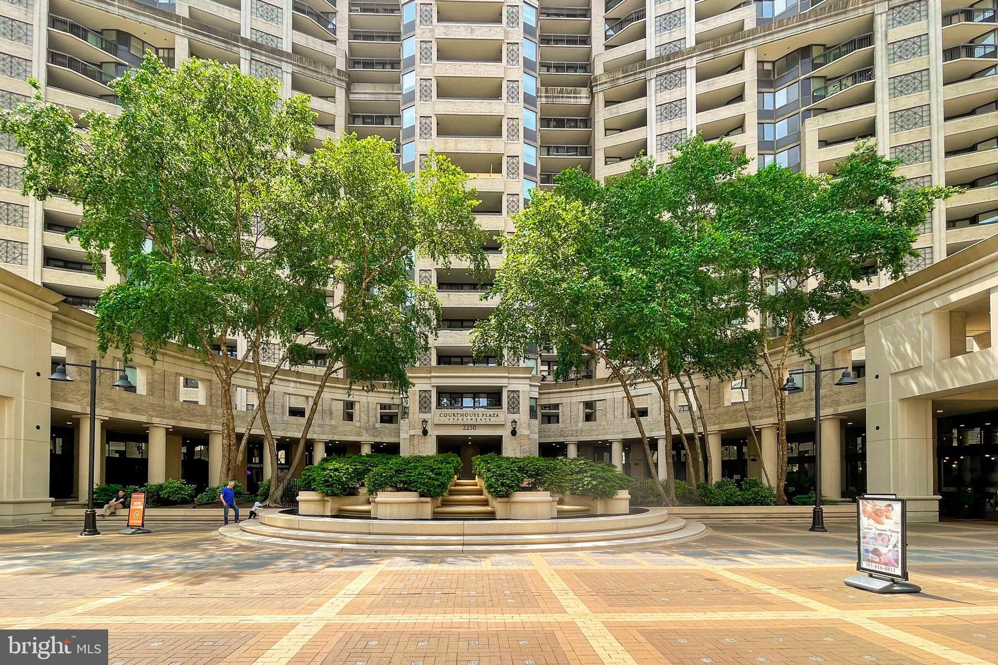 VISTA ON COURTHOUSE - Residential