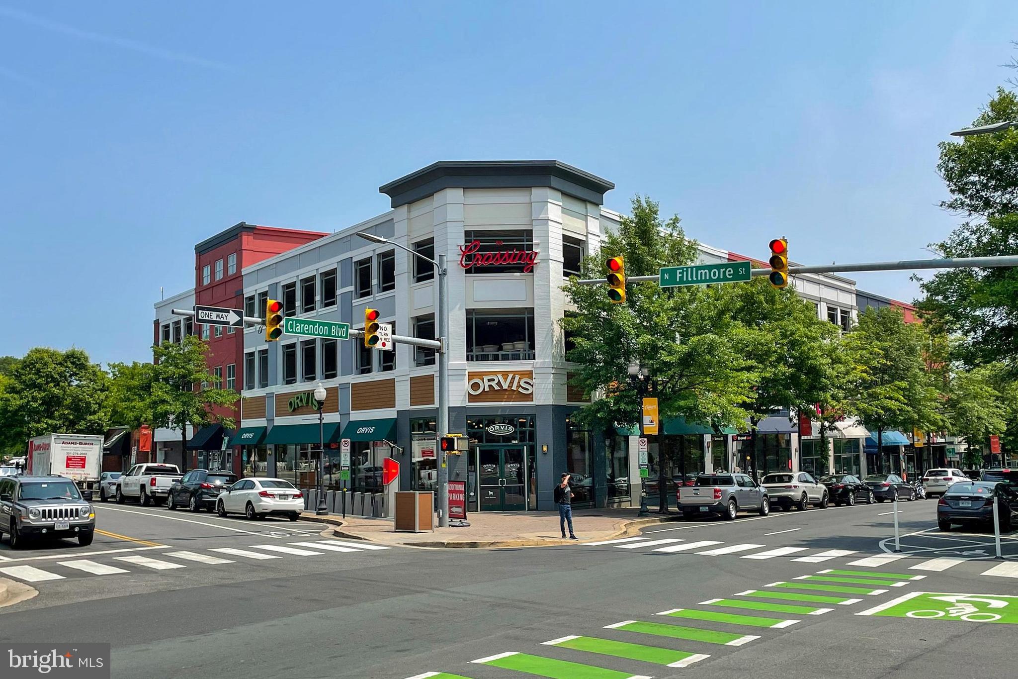 VISTA ON COURTHOUSE - Residential