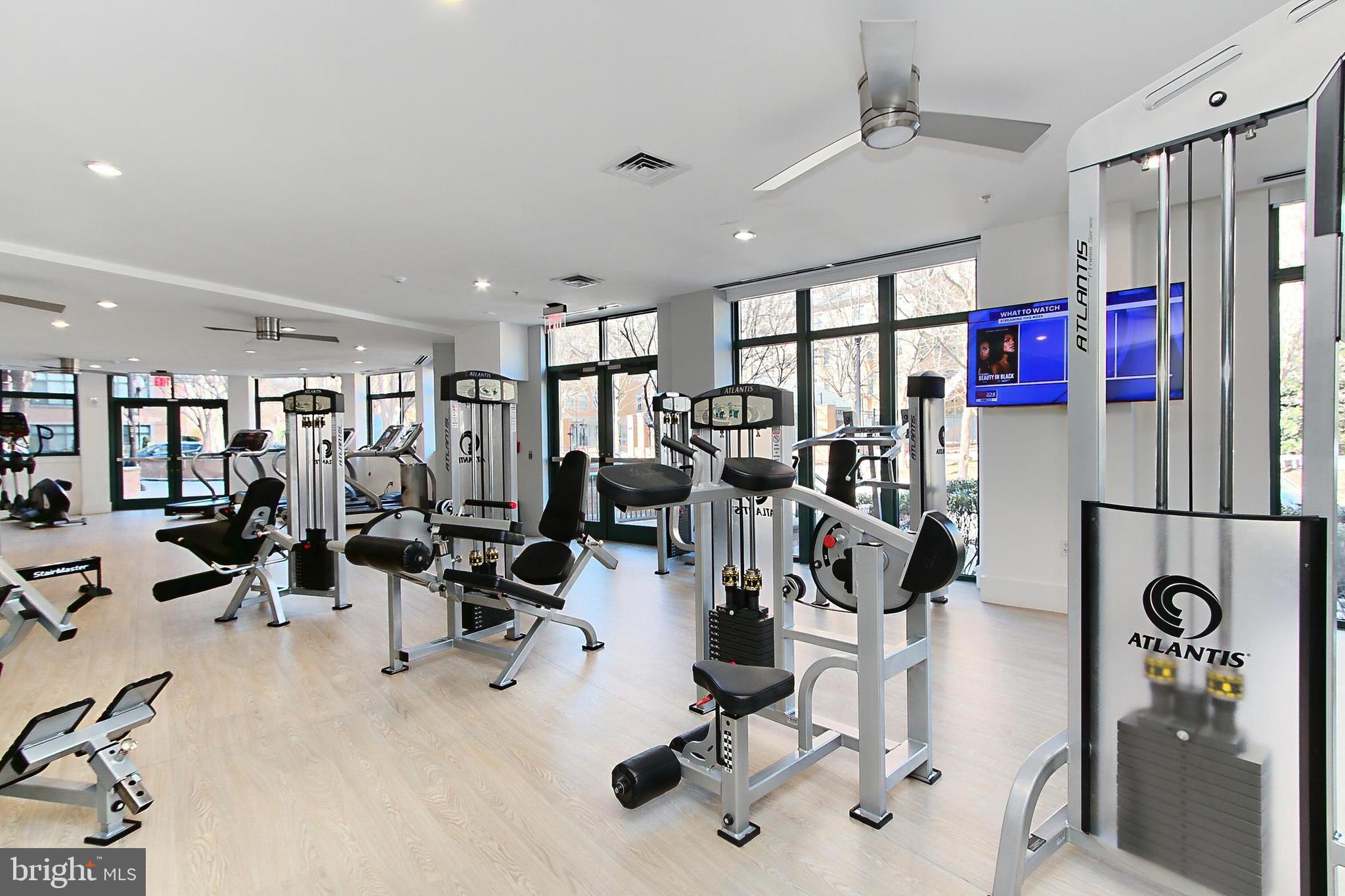 VISTA ON COURTHOUSE - Residential