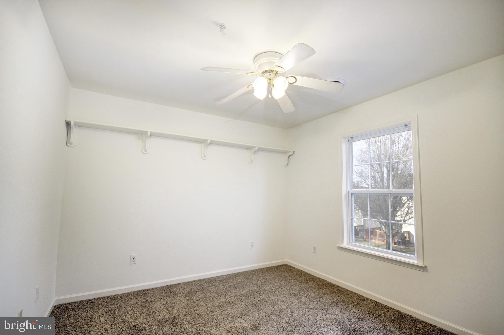 STONE GATE - Residential