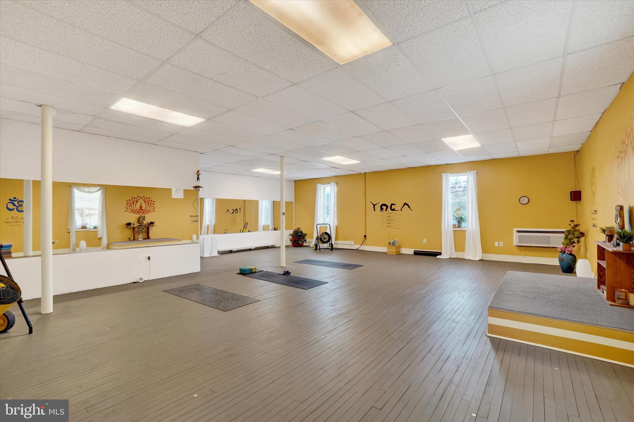 SPRING GARDEN TWP - Commercial Sale