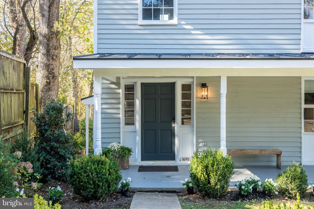 Photo of 1690 Millwood Road, BOYCE, VA 22620 (MLS # VACL2006190)